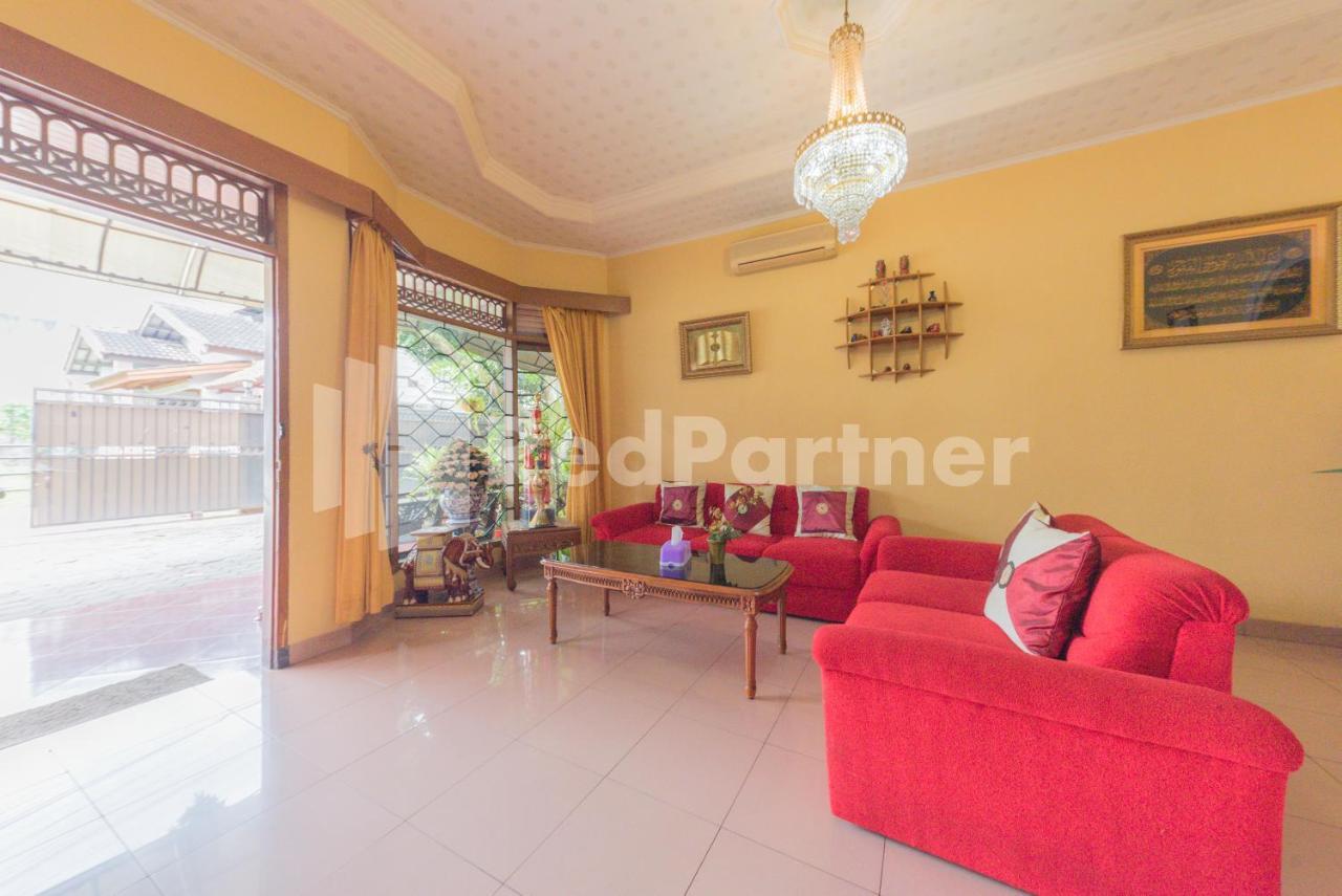 בנדונג Orange Home Syariah Sukajadi מראה חיצוני תמונה